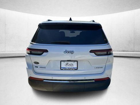 Certified 2021 Jeep Grand Cherokee L Limited image 4