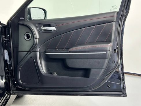 Used 2023 Dodge Charger Scat Pack w/ Plus Group RWD image 10