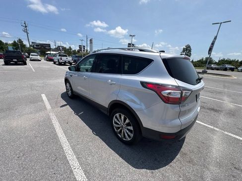 Used 2017 Ford Escape Titanium AWD/4WD image 21