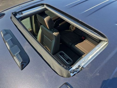 New 2025 GMC Sierra 2500 Denali w/ Denali Reserve Package image 19