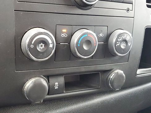 Used 2014 Chevrolet Silverado 2500 LT w/ Suspension Package, Off-Road image 20