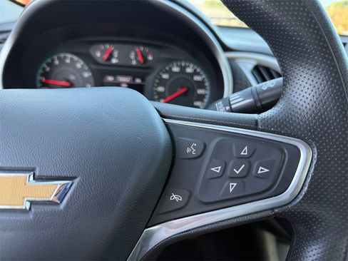 Used 2023 Chevrolet Malibu LT image 21