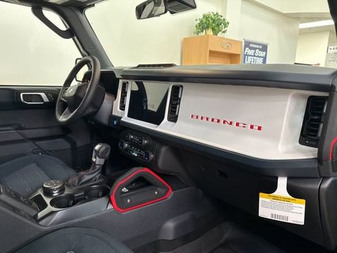 New 2026 Ford Bronco Heritage Edition image 12