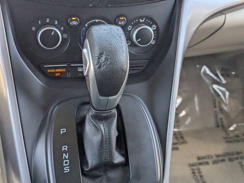 Used 2016 Ford Escape SE FWD image 23