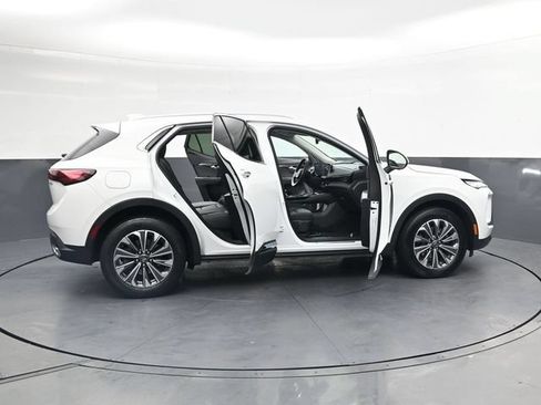 Used 2024 Buick Envision Preferred AWD/4WD image 40