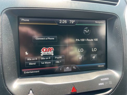 Used 2015 Ford Explorer XLT w/ Equipment Group 202B AWD/4WD image 19
