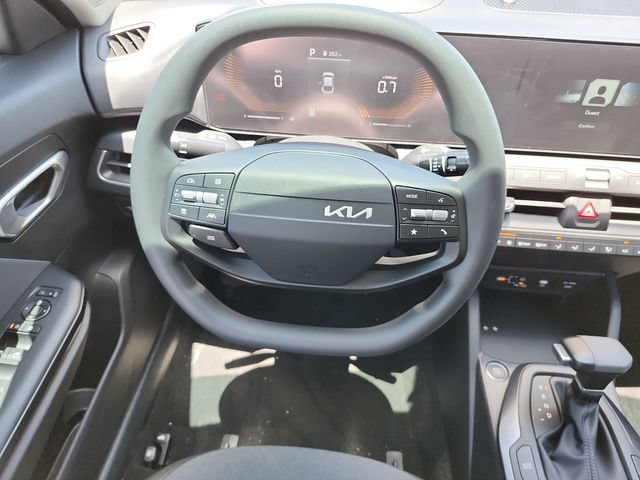 New 2026 Kia K4 FWD image 15