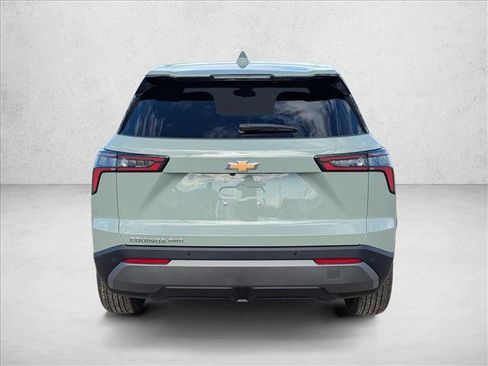 New 2026 Chevrolet Equinox LT image 6