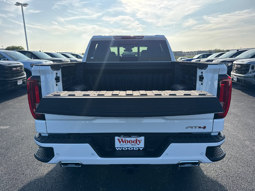New 2026 GMC Sierra 1500 AT4 w/ AT4 Premium Package AWD/4WD image 32
