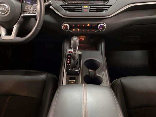Used 2022 Nissan Altima 2.5 SR w/ Midnight Edition Package AWD/4WD image 13