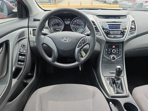 Used 2016 Hyundai Elantra SE FWD image 7