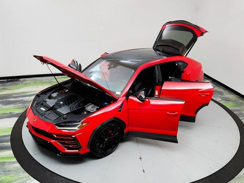Used 2019 Lamborghini Urus AWD/4WD image 37
