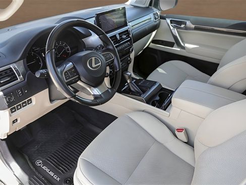 Used 2023 Lexus GX 460 Premium image 10
