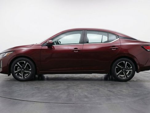 Used 2025 Nissan Sentra SV FWD image 5