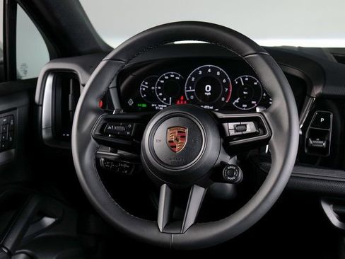 Used 2026 Porsche Cayenne Coupe AWD/4WD image 16
