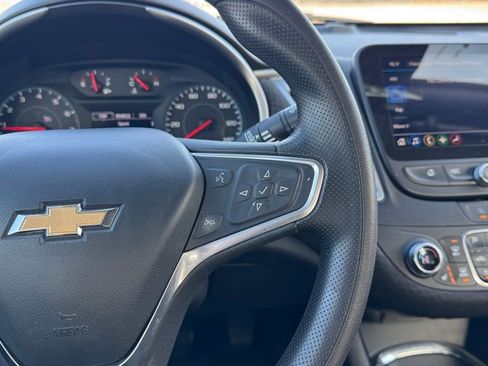 Used 2023 Chevrolet Malibu LT FWD image 24