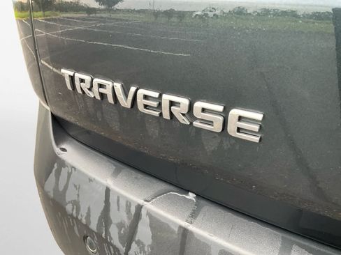 Used 2019 Chevrolet Traverse LT FWD image 15