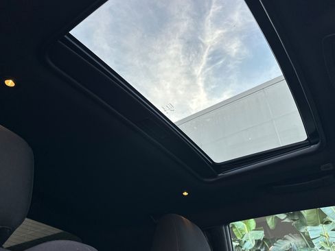 Used 2021 Dodge Challenger R/T Scat Pack w/ Shaker Package image 16