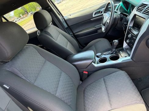 Used 2014 Ford Explorer XLT w/ Equipment Group 201A AWD/4WD image 20