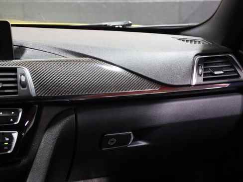 Used 2019 BMW M4 Coupe w/ Executive Package RWD image 52