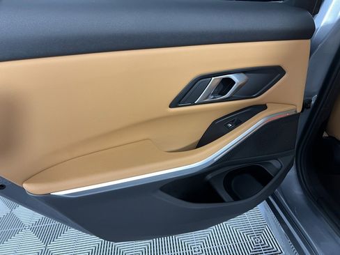 Used 2024 BMW 330e image 25