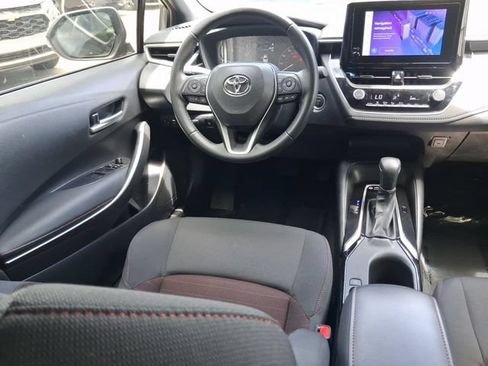 Used 2023 Toyota Corolla SE FWD image 8