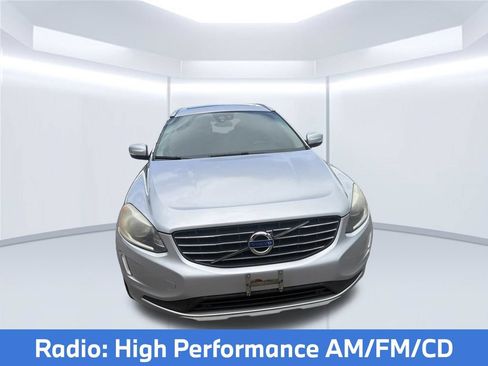 Used 2016 Volvo XC60 T6 w/ Proximity Package AWD/4WD image 4