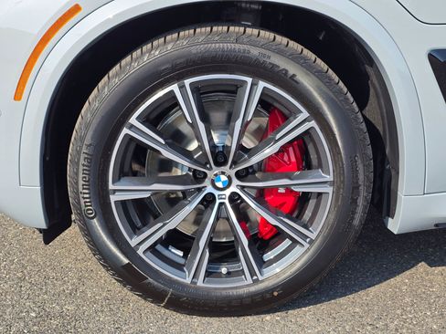 New 2026 BMW X5 xDrive50e w/ Executive Package AWD/4WD image 9