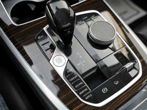 Used 2020 BMW X7 xDrive40i w/ Luxury Seating Package image 26