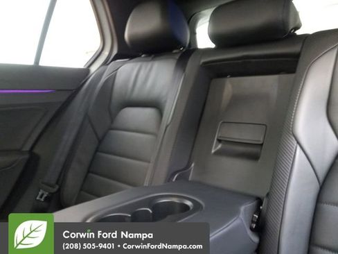 Used 2024 Volkswagen Golf R image 25
