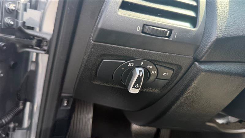 Used 2013 BMW 128i Convertible RWD image 14