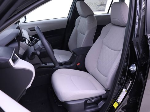 New 2026 Toyota Corolla Cross L image 4