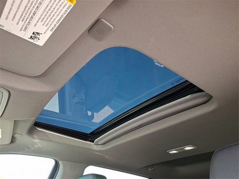 Used 2025 Chevrolet Silverado 2500 LTZ w/ LTZ Plus Package image 14