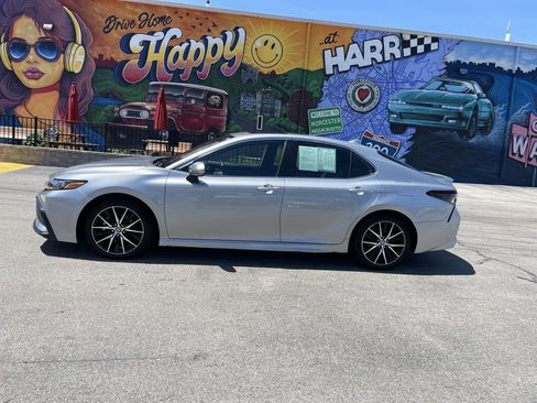 Used 2023 Toyota Camry SE w/ Cold Weather Package AWD/4WD image 2