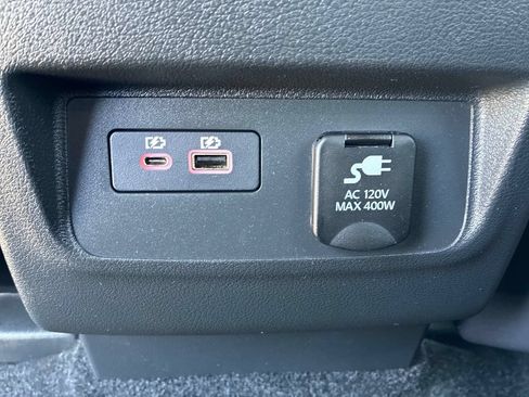 Certified 2023 Nissan Frontier PRO-4X w/ Pro Convenience Package AWD/4WD image 17