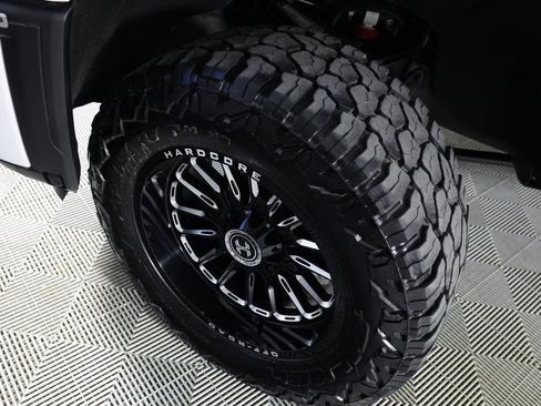 Used 2024 GMC Sierra 2500 Denali Ultimate image 47