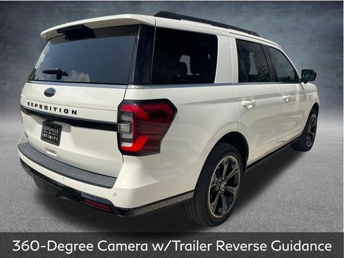 Used 2024 Ford Expedition Limited RWD image 8