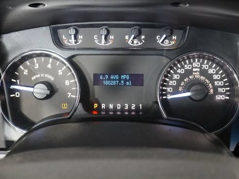 Used 2012 Ford F150 XLT RWD image 10