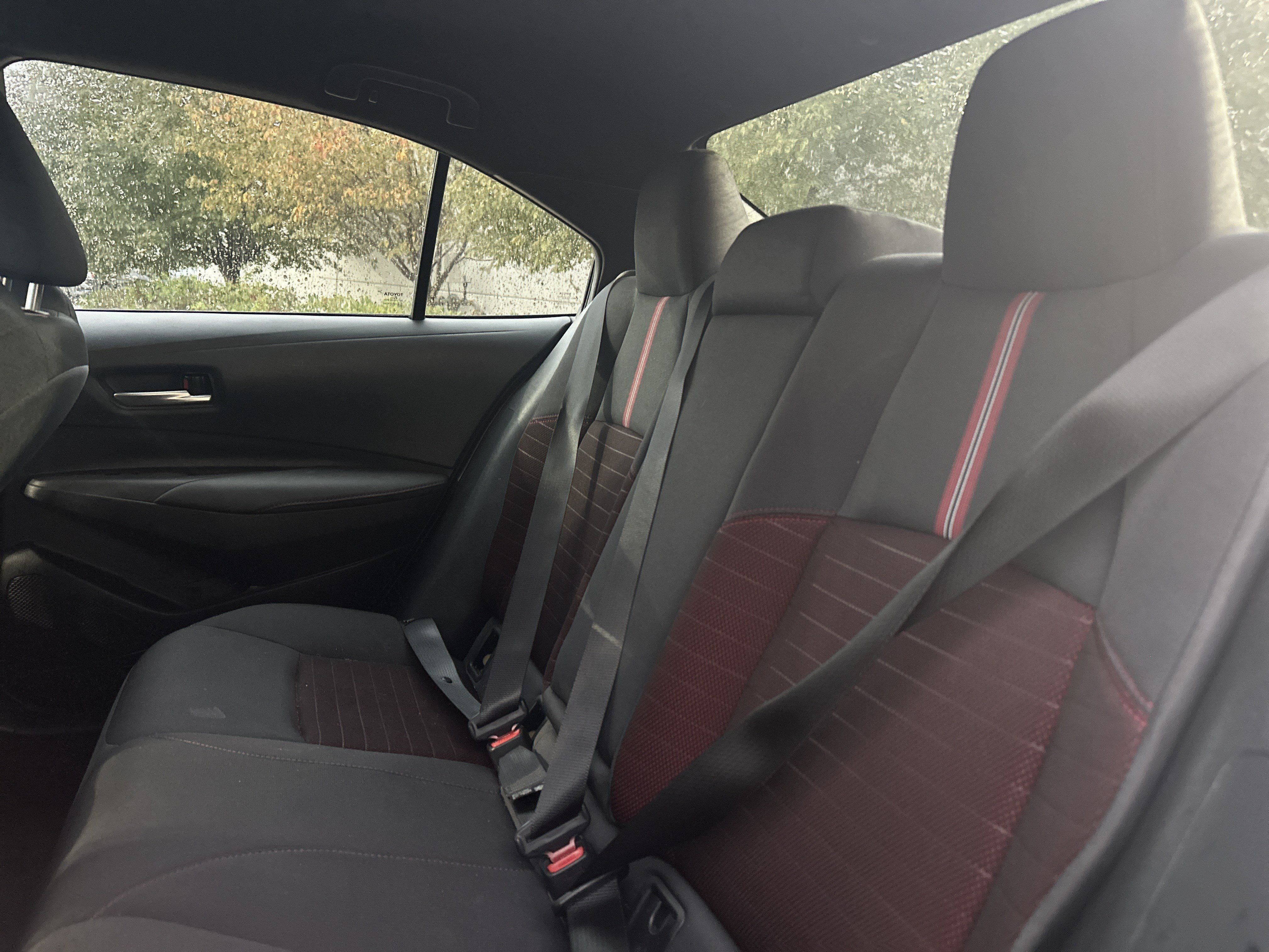 Used 2025 Toyota Corolla SE FWD image 30