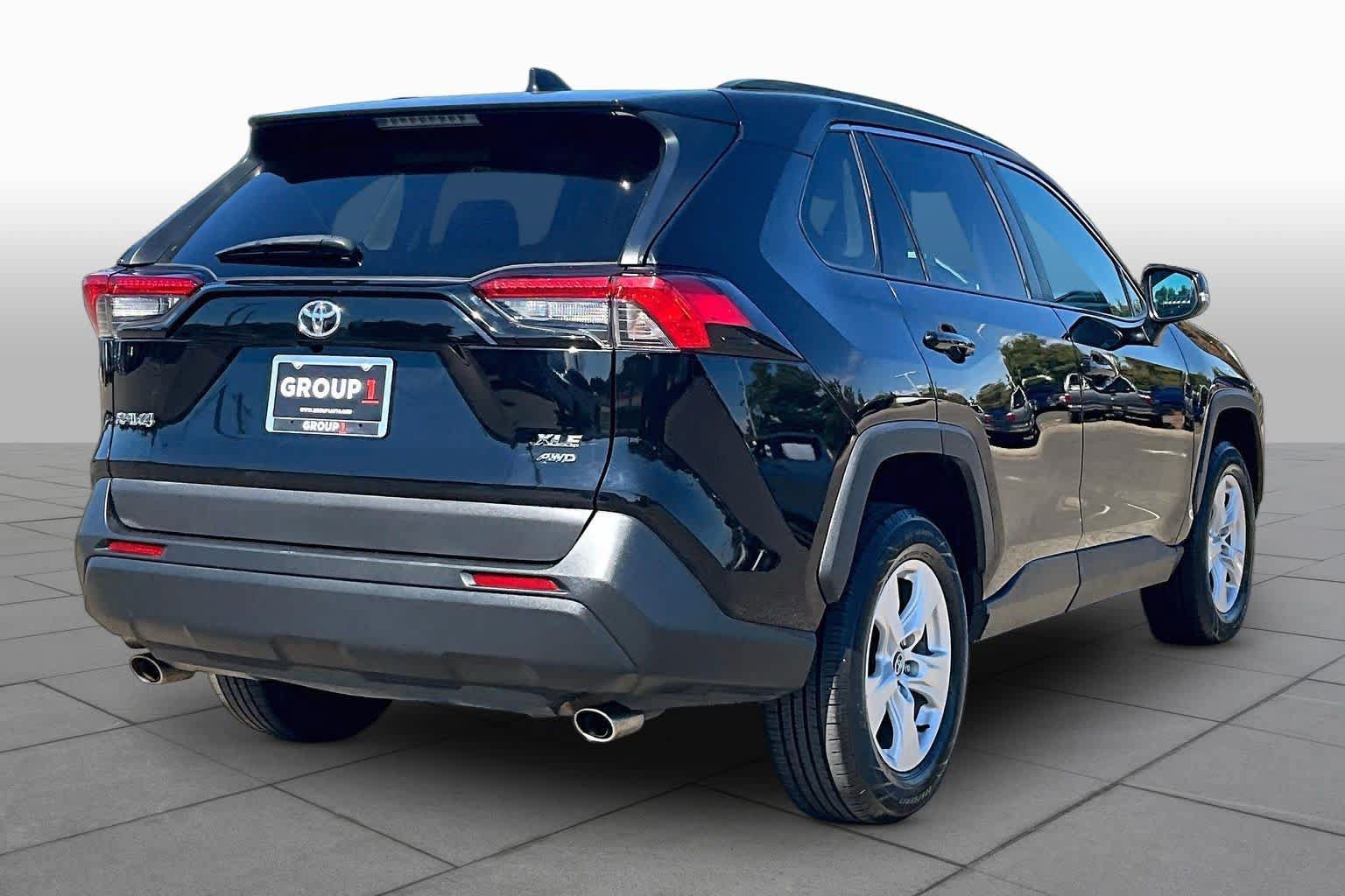 Certified 2021 Toyota RAV4 XLE AWD/4WD image 12