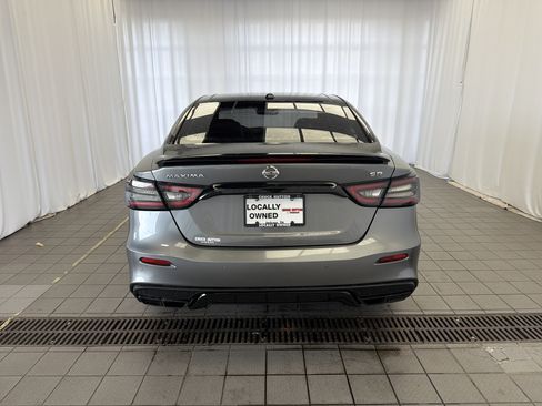 Used 2021 Nissan Maxima SR w/ Sport Mat Group FWD image 5