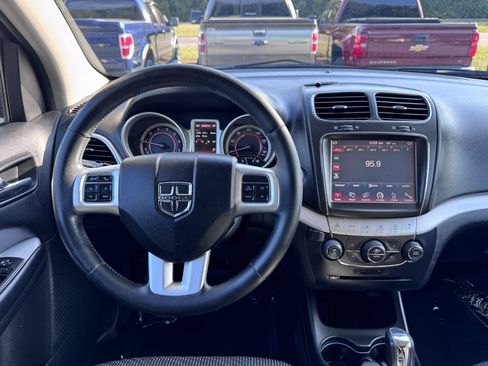 Used 2014 Dodge Journey SXT w/ Flexible Seating Group AWD/4WD image 20