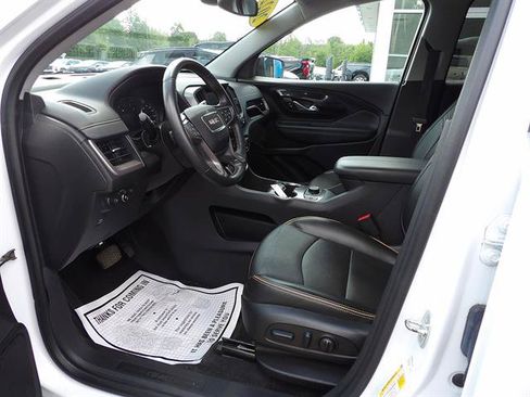 Certified 2022 GMC Terrain AT4 AWD/4WD image 9