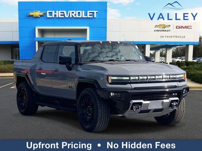New 2026 GMC Hummer EV 4x4 Crew Cab w/ LPO, Dark Essentials Package