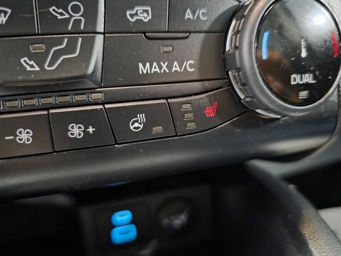 Used 2022 Ford Bronco Sport Outer Banks w/ Tech Package AWD/4WD image 17
