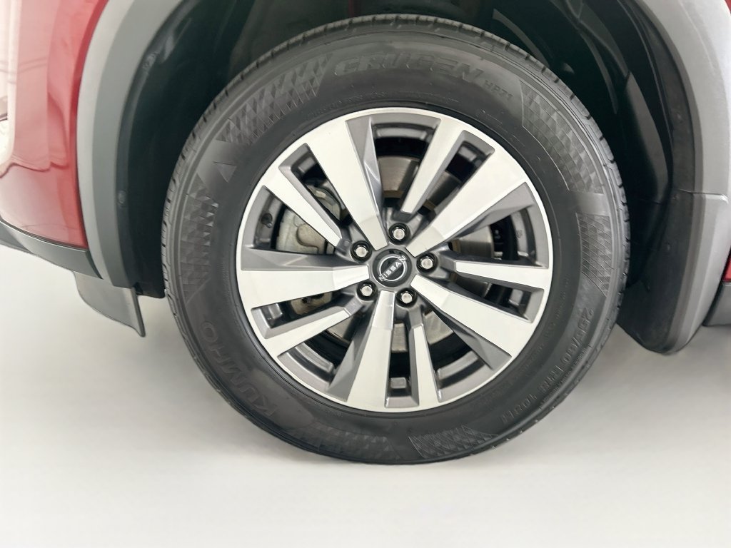 Used 2023 Nissan Pathfinder SL FWD image 29