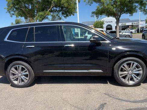 Used 2021 Cadillac XT6 Premium Luxury AWD/4WD image 8