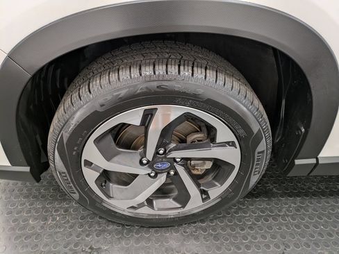 Used 2022 Subaru Forester Touring AWD/4WD image 7