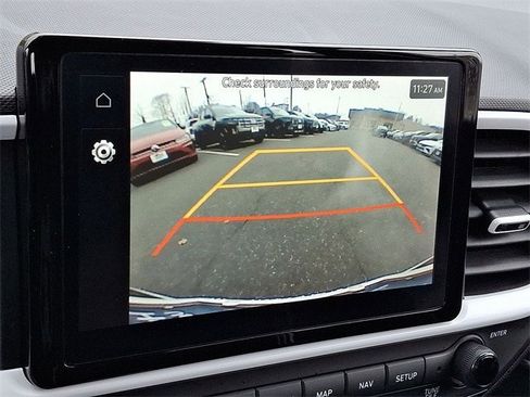 Certified 2023 Hyundai Venue Limited w/ Cargo Package image 15