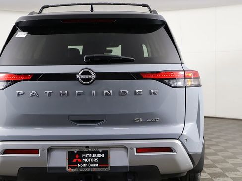 Used 2024 Nissan Pathfinder SL w/ SL Premium Package AWD/4WD image 19